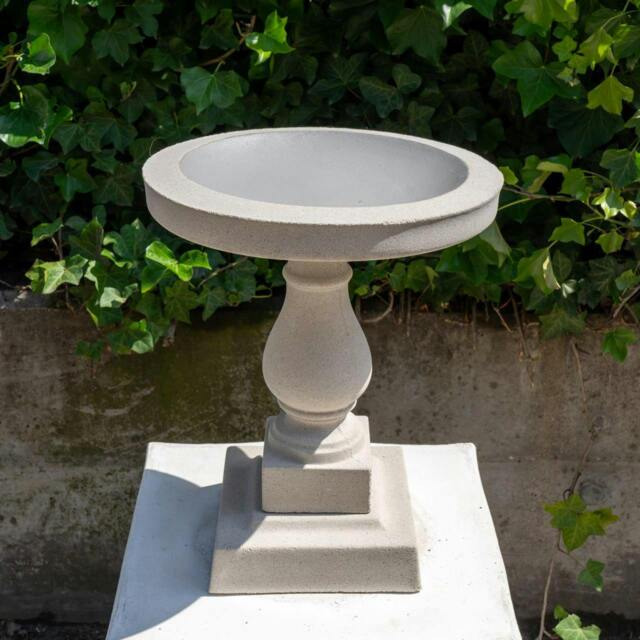 Rackhams Classic Short Sandstone Birdbath ABB7 - image 1