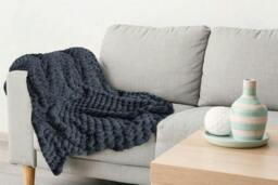 Rackhams Lush Faux Rabbit Fur Throw - Black - 140x180cm - thumbnail 2