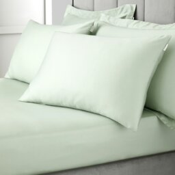 Rackhams 400 Thread Count Cotton Sateen Standard Pillowcase Pair - Green - 50x75cm (x2) - thumbnail 2
