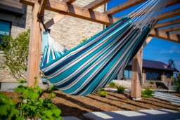 Rackhams Brazilian Sunbrella Double Hammock - Token Surfside - thumbnail 2