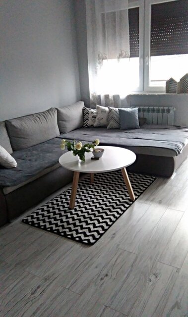 Rackhams Sketch Rug - Black & White Zig Zags - 280cm x 370cm - image 1