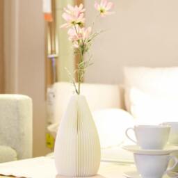 Rackhams Accordion Vase, Kraft Paper - White - 18CM - Shape 2 - thumbnail 6