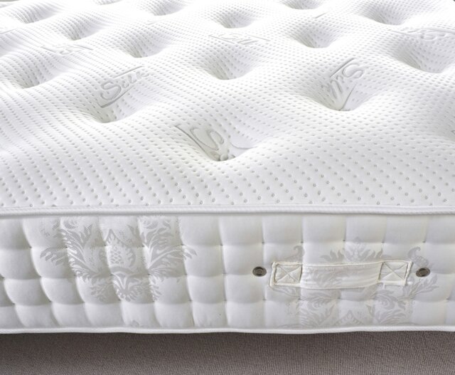Rackhams 2500 Natural Silk Pocket 7 Layer Memory Foam Mattress with Edge Support - Small Double 4FT - image 1