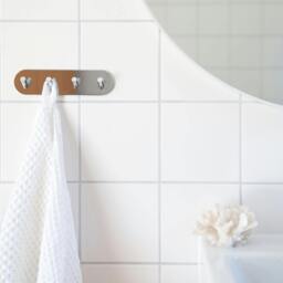 Rackhams Chrome Stainless Steel Quadruple Towel Hook (192 x 48mm) Self Adhesive Bathroom Wall Mounted - thumbnail 3
