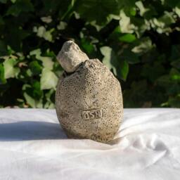 Rackhams Small Stone Cast Velociraptor Garden Sculpture Dinosaur Animal Statue - thumbnail 3