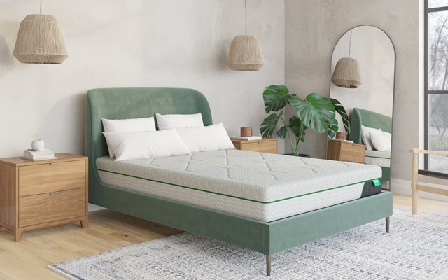 Rackhams Gel 2000 Pocket Hybrid Mattress - Small Double - image 1