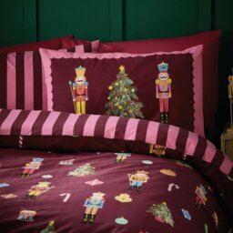 Rackhams Nutcracker Stripe Reversible Duvet Cover Set Plum - Single - Plum - thumbnail 3