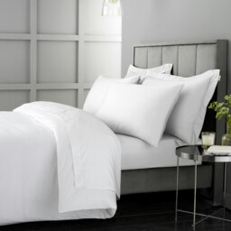 Rackhams 400 Thread Count Cotton Sateen Standard Pillowcase Pair - White - 50x75cm (x2) - thumbnail 4