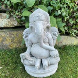 Rackhams Stunning Small Ganesh Garden Statue - thumbnail 1
