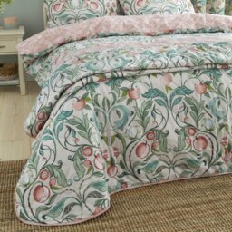 Rackhams Clarence Floral Reversible Quilted Bedspread - Natural