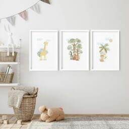 Rackhams Giraffe Nursery - Set of 3 wall art prints - 20 x 30 in / 50 x 76 cm - Polyester Canvas 260 gsm - Canvas wrapped - thumbnail 3