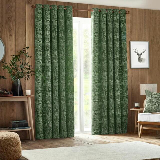 Rackhams Winter Woods Chenille Animals Eyelet Curtains - Emerald - 229cm x 183cm - Emerald - 100% Polyester - image 1