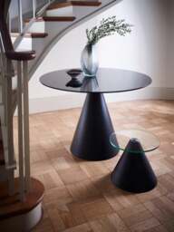 Rackhams Oscar Round Dining Tables - Large - Clear Glass - Brass Brushed - thumbnail 2