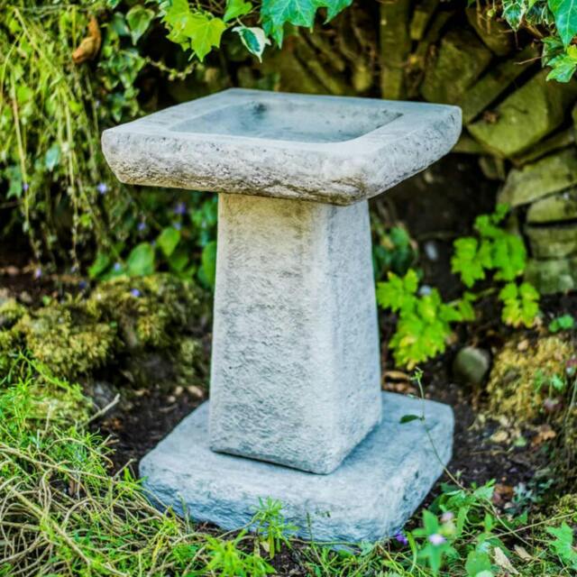 Rackhams York' Garden Birdbath Rustic Style With Square Top