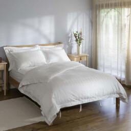 Rackhams White 400 Thread Count Cotton Stripe 40cm Deep Fitted Sheets - Single - thumbnail 3