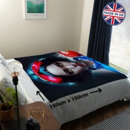 Rackhams White As Snow Fleece Throw - Large Size 150cm x 150cm - thumbnail 3