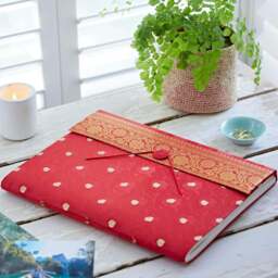 Rackhams Extra Large Sari Fabric Photo Album - Red