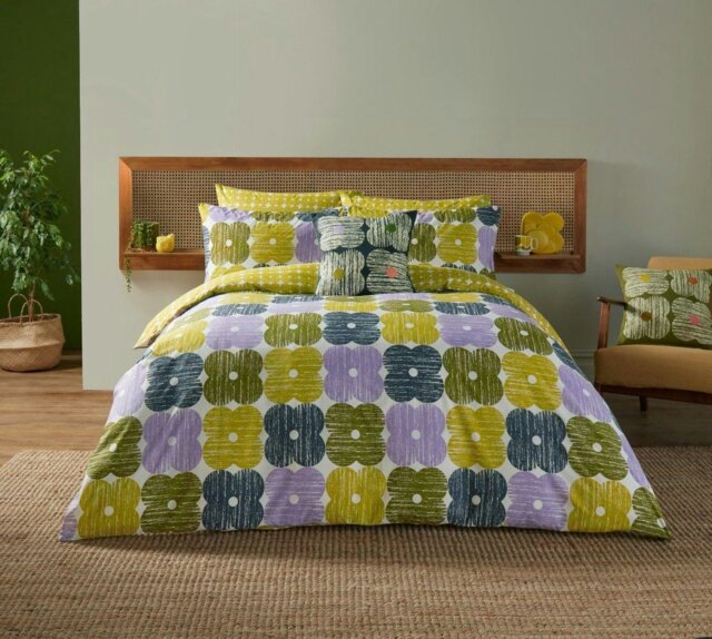 Rackhams Textured Flower Lilac-Moss Duvet Cover Set - Green - Cotton - Super King - image 1
