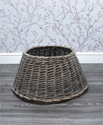 Rackhams Christmas Wicker Tree Skirt, Large - thumbnail 5