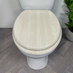 Rackhams Oxford White Oak Wooden Toilet Seat - thumbnail 2