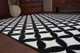 Rackhams Sketch Rug - Black & White Diamonds - 180cm x 270cm - thumbnail 4