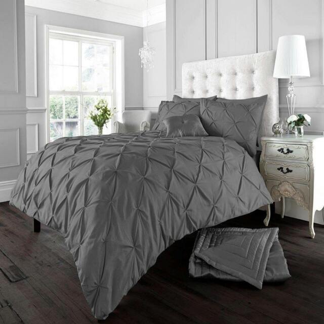 Rackhams Alford Duvet Cover and Pillowcase Set - Charcoal - King (220cm x 235cm)