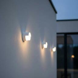 Rackhams 4 Watt Round White Garden Wall Light - thumbnail 3