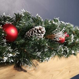 Rackhams Premier 180cm (6ft) Festive Red Dressed Christmas Garland With Bows And Red Baubles - thumbnail 4