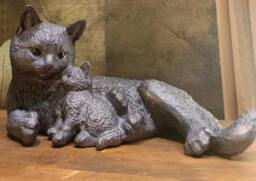 Rackhams Cat and Kitten Garden Sculpture Ornament Decor - Cast Aluminium - 1 - Bronze - thumbnail 5