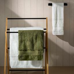 Rackhams Olive Green Egyptian Cotton Bath Towels - Single - thumbnail 2