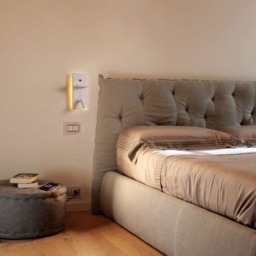 Rackhams 3 Watt White Bedroom Wall Light With Reading Light - USB & Wireless Charging - thumbnail 3