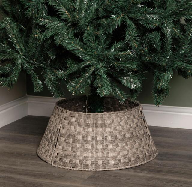 Rackhams 40/58cm Samuel Alexander Medium KD Plastic Wicker Rattan Woven Christmas Tree Skirt in Grey - image 1