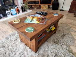 Rackhams Farmhouse Coffee Table with Storage - Length 60cm - Walnut