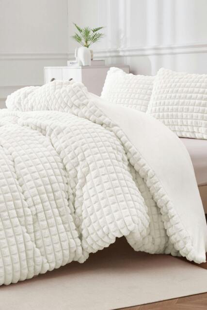 Rackhams Super Soft Luxury Faux Fur Box Duvet - Cream - Single - image 1