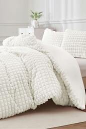 Rackhams Super Soft Luxury Faux Fur Box Duvet - Cream - Single - thumbnail 6