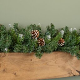 Rackhams 270cm (9ft) x 25cm Snow Tipped King Fir Christmas Garland with Pine Cones - thumbnail 2
