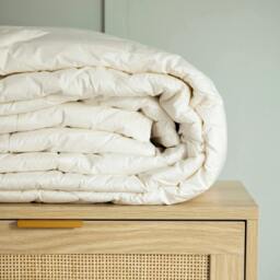 Rackhams 100% New Zealand Mitchell Wool Duvets - King - All Seasons Duvet (Summer and Spring/Autumn) - thumbnail 3