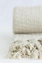 Rackhams Honeycomb Throw Cotton - Ivory - 228x254cm - thumbnail 2