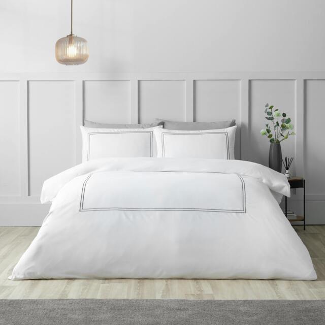 Rackhams So Soft Mono Satin Stitch Duvet Cover Set White / Silver - Super King - White / Silver - image 1