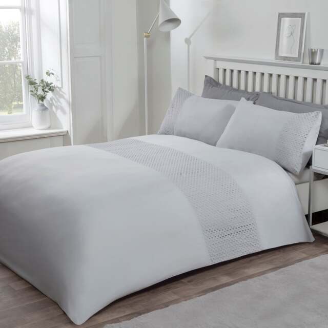 Rackhams Luxury Super Soft Stylish Lace Panel Duvet Cover with Pillowcases - Silver/Grey - King (220cm x 230cm) - image 1