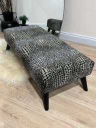 Rackhams Premium Leopard Print Ottoman Bench – Fabric Footstool & Coffee Table (Non-Storage) - 19 x 17 Inches (48 x 43cm) - thumbnail 2
