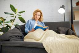 Rackhams Dakota Fleece Cream Throw 140x180cm - thumbnail 5