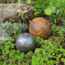 Rackhams Garden Ball Ornaments - Rusty Garden Metal Balls - Medium - thumbnail 6