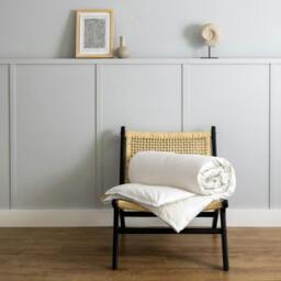 Rackhams 80% Goose Down Duvets - Emperor - Spring/Autumn Warmth (9 Tog) - thumbnail 4