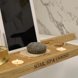 Rackhams Personalised Solid Oak Bath Tray Caddy – Luxury Handmade Wooden Bath Board - 95cm - thumbnail 4