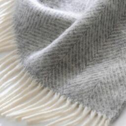 Rackhams Light Grey Herringbone Pure Wool Throw - One Size (150 x 183cm) - thumbnail 3