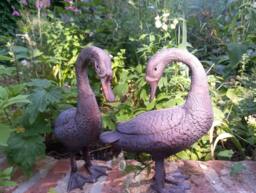 Rackhams Pair of Geese Garden Sculpture Ornaments - Cast Aluminium - 1 - Bronze - thumbnail 3