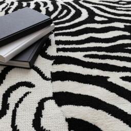 Rackhams Wilder Zebra Mono Rug - 160x230cm - thumbnail 3