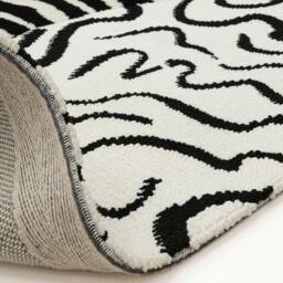Rackhams Wilder Zebra Mono Rug - 160x230cm - thumbnail 6