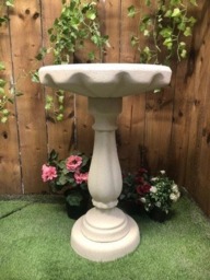 Rackhams Elegant Tall Sandstone Birdbath - thumbnail 4